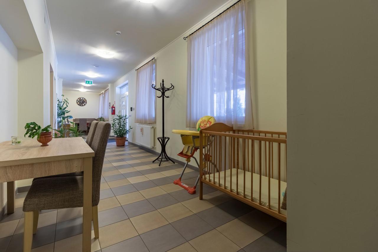 Tölgyfa Vendégház Kiskoros Exterior foto